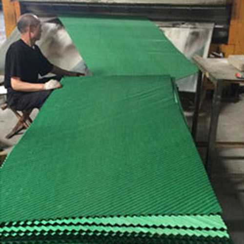 Greenhouse evaporative cooling cellulose pad