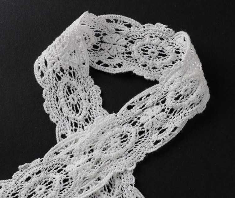 Polyester Chemical Embroidery Lace Trim