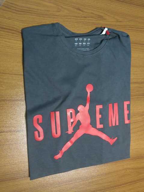 Supreme tshirt for men