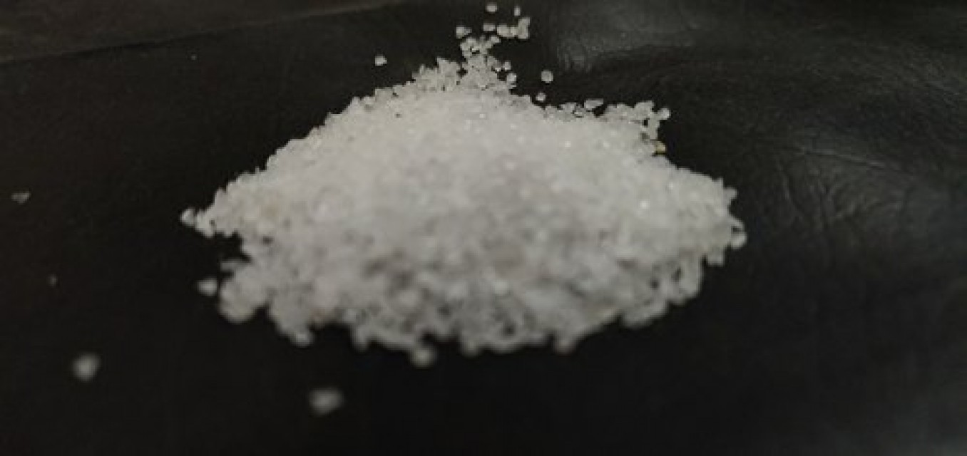 Snow White Quartz Powder - Premium Quality for Various Industries