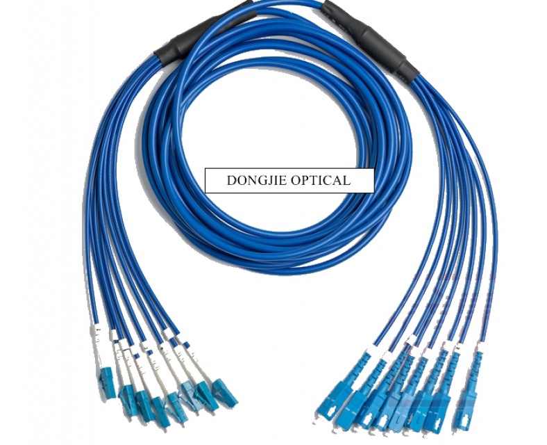 8F armored patch cord, blue LSZH, 2m, SC/UPC, LC/UPC, FTTH