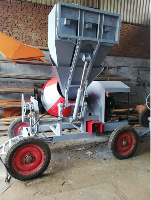 10/7 CONCRETE MIXER HYDRAULIC OPERATED LOADER