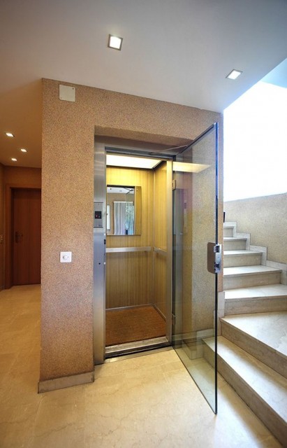 Elevator & Escalator