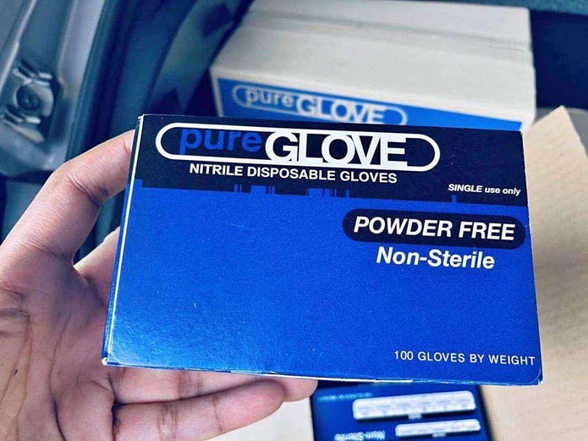 High-Quality Nitrile Rubber Gloves in Various Colors and Sizes