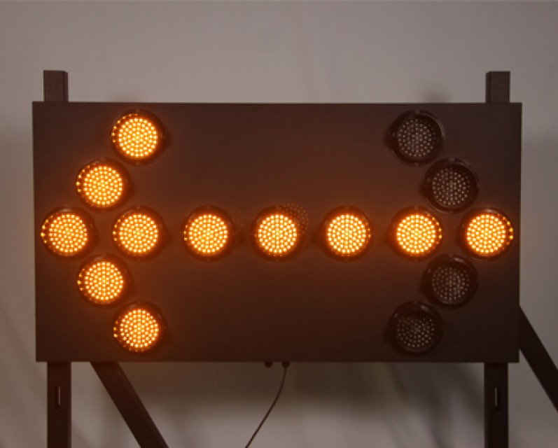 High-Visibility VA Series LED Arrow Board: Cost-Effective Traffic Management Solution
