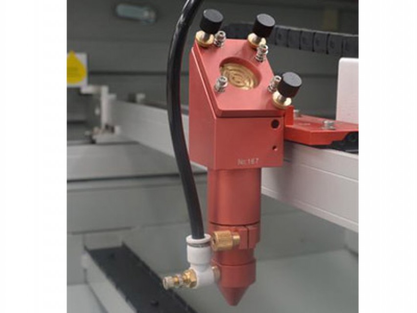 Automatic Feeding CNC Fabric Laser Machine