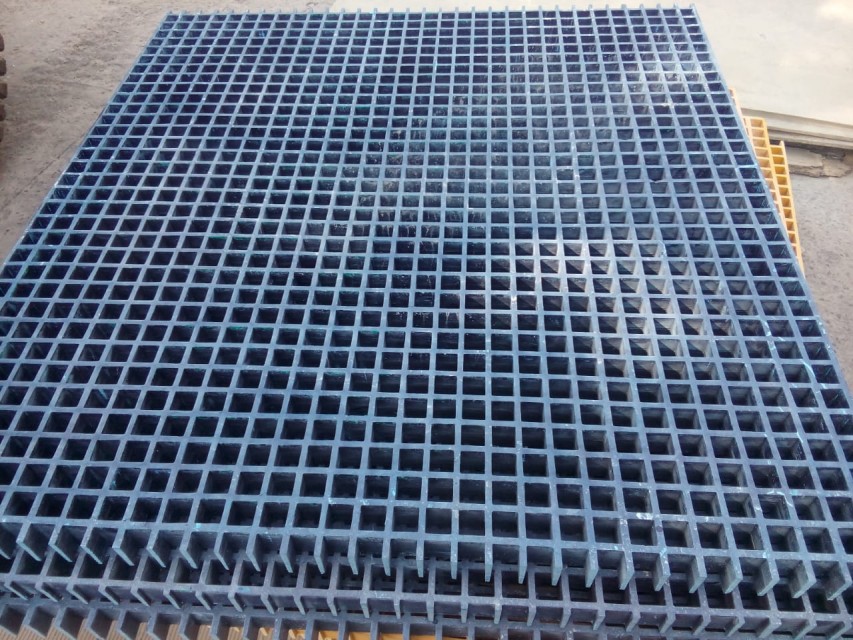 Durable Fibre Glass Grating - Superior Performance for Flooring and Decking