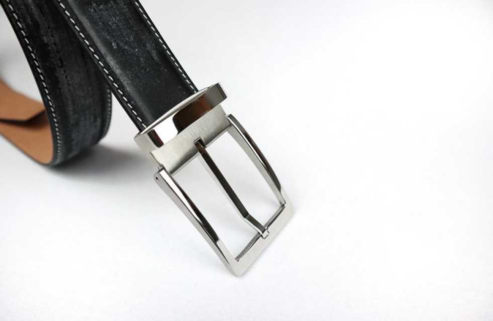Monisa tainless Steel Pin Buckle Men Leather Belt