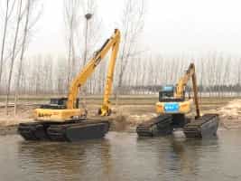 Amphibious Excavator for swamp/deep water/river/lake dredger