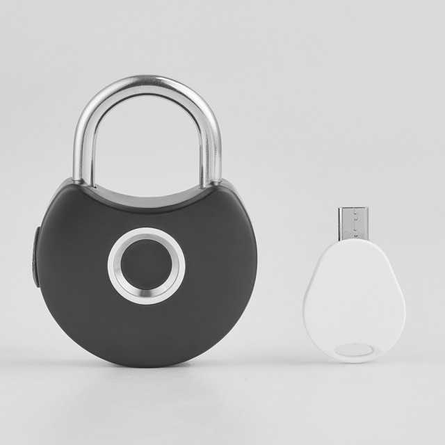 Q1 Tuya Smart Padlock (Bluetooth + Fingerprint)