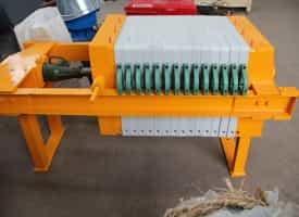 Crude palm oil  plate filter for purifying palm