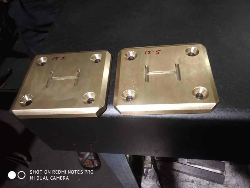 High-Quality Bronze/Brass Wear Plates for Heavy Load Bearing Systems