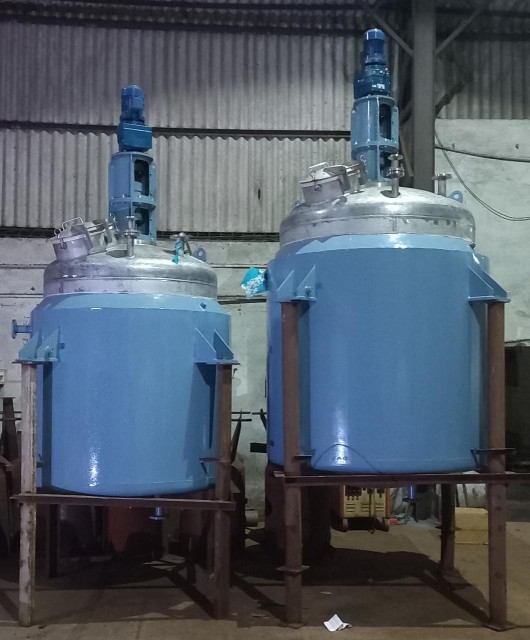 Adhesive Mixing Tank for Consistent Quality Formulations