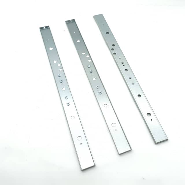 Stainless Steel Metal Retainer Furniture Fixing Strips Process