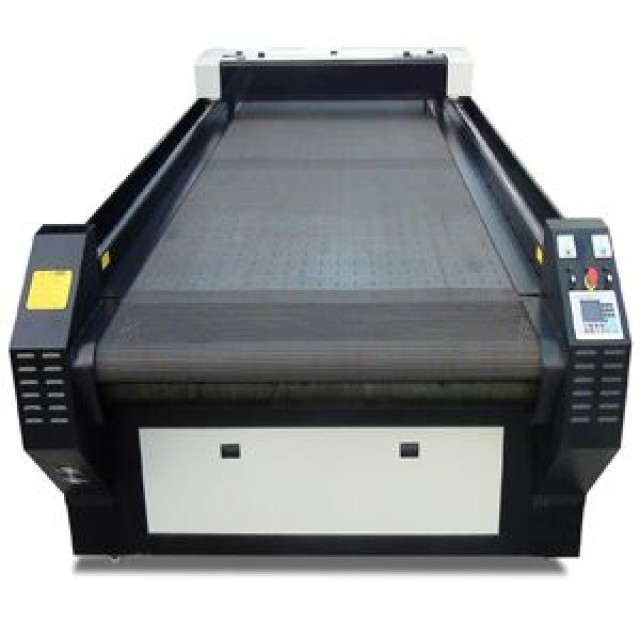Printed fabric laser cutting