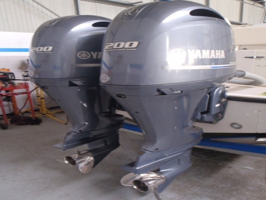 Twin Use Yamaha 200 HP 4-Stroke Outboard Motor - Top-Quality Twin Engine at Wholesale Rates