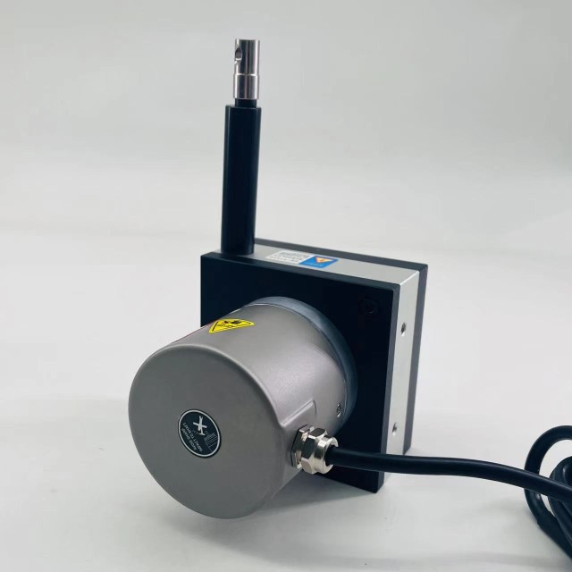 Precision 0-3000mm 4-20mA Wire Pull Encoder for Robust Industrial Measurements