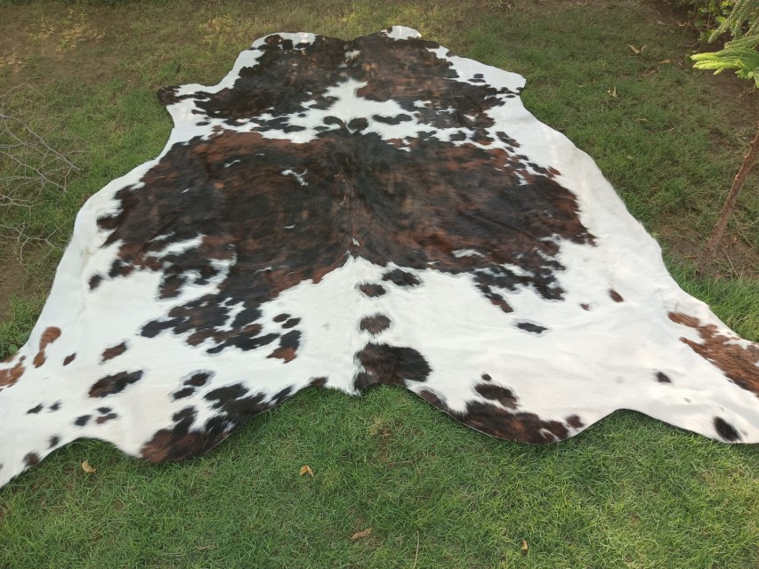 Brazilian Brown Tiger Cowhide Rug - Premium Leather Accent for Stylish Spaces
