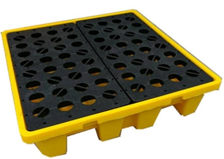 Rotomoulded Chemical Pallets - Durable, LLDPE-Made Solutions