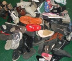 Quality Used Shoes, Bags, Clothing - Wholesale Offerings