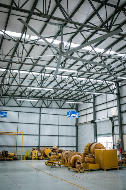 HVLS Industrial Ceiling Fans - Energy-saving Solution