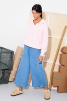 Flat Knitted Pink Polo - Stylish Comfort by Manufaktura Tekstylna