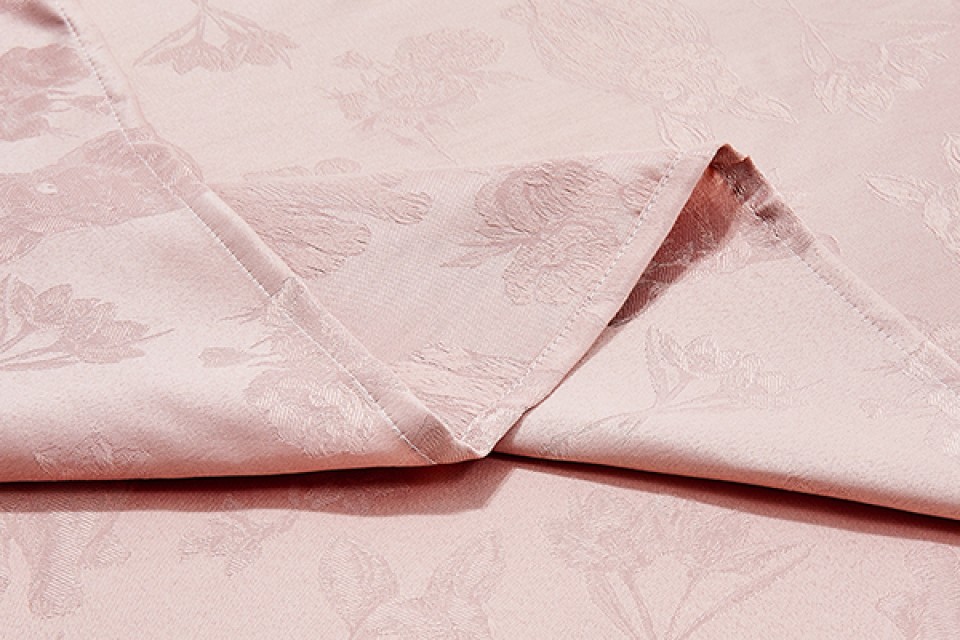 Easter Pink Jacquard Polyester Tablecloth - Festive & Durable Home Table Decor