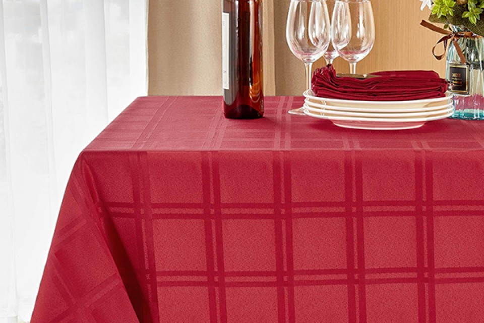 Waterproof Microfibre Plaid Table Cloth - Durable & Stylish Cover