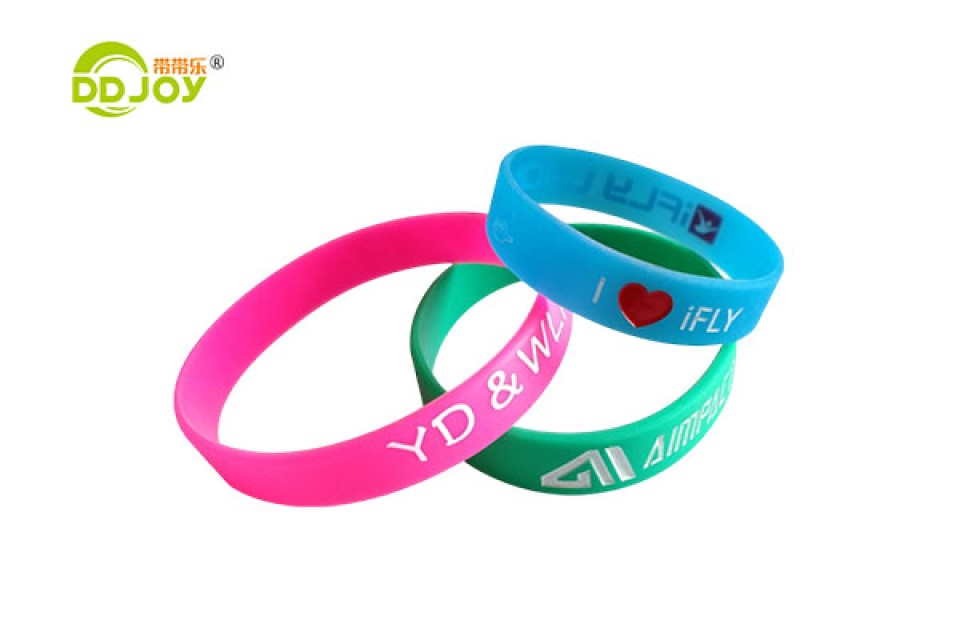 Custom Silicone Wristbands - Wholesale Rates from Manufacturer