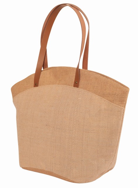 Elegant Picnic Bag for Stylish Outdoor Adventures