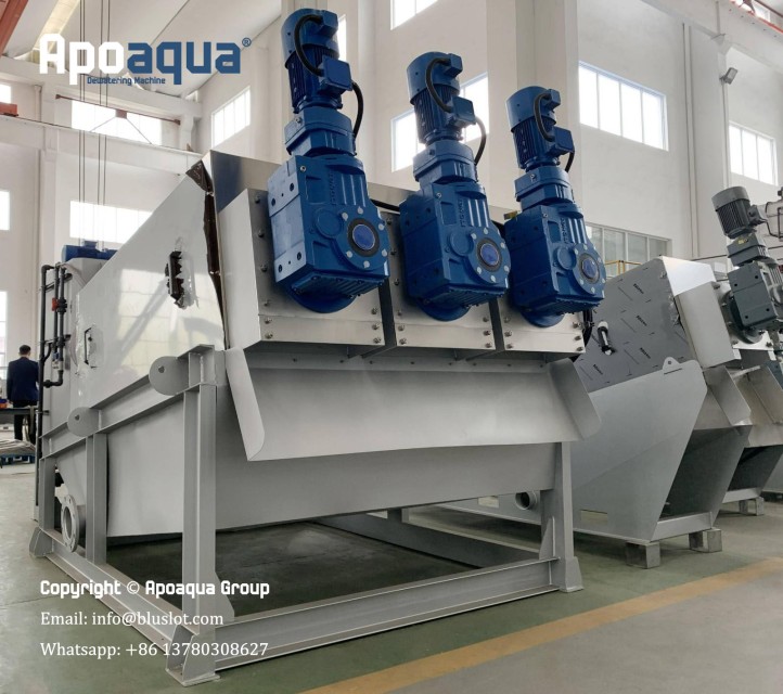 Efficient Sludge Dewatering Machine for Wastewater Solutions