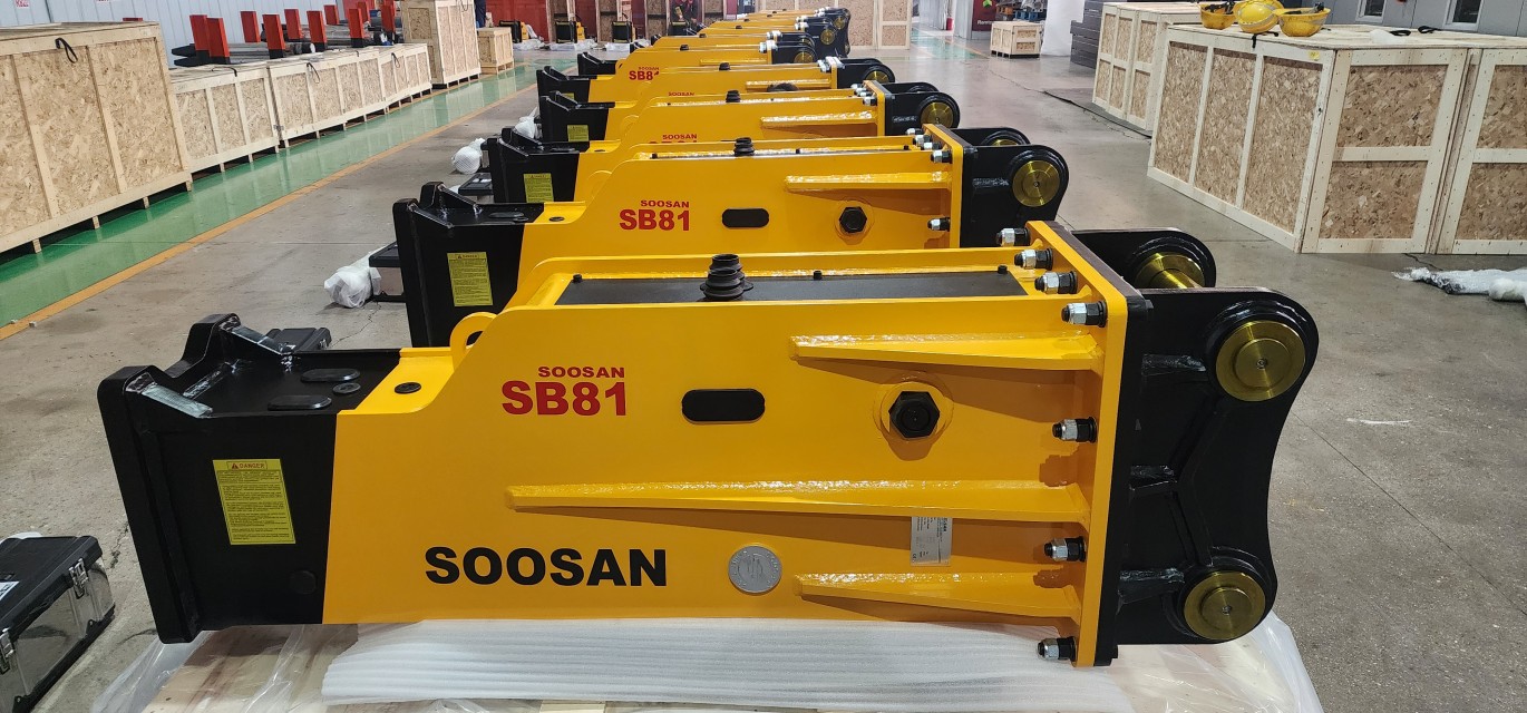Soosan Hydraulic Breaker SB81 for 18-26 Tons Excavator at Wholesale Price