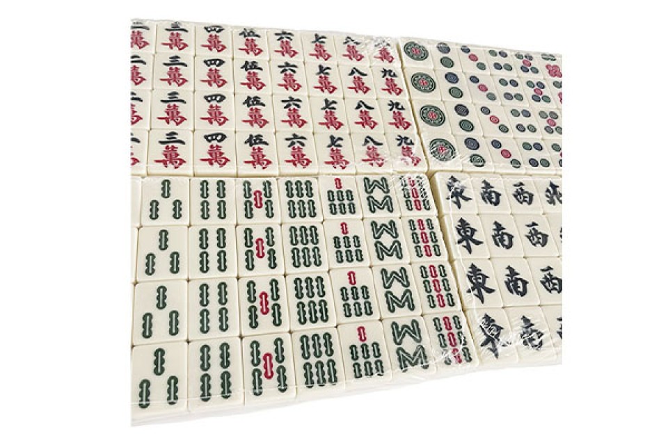 Teeth Yellow Customized Vietnamese Melamine Mahjong Set
