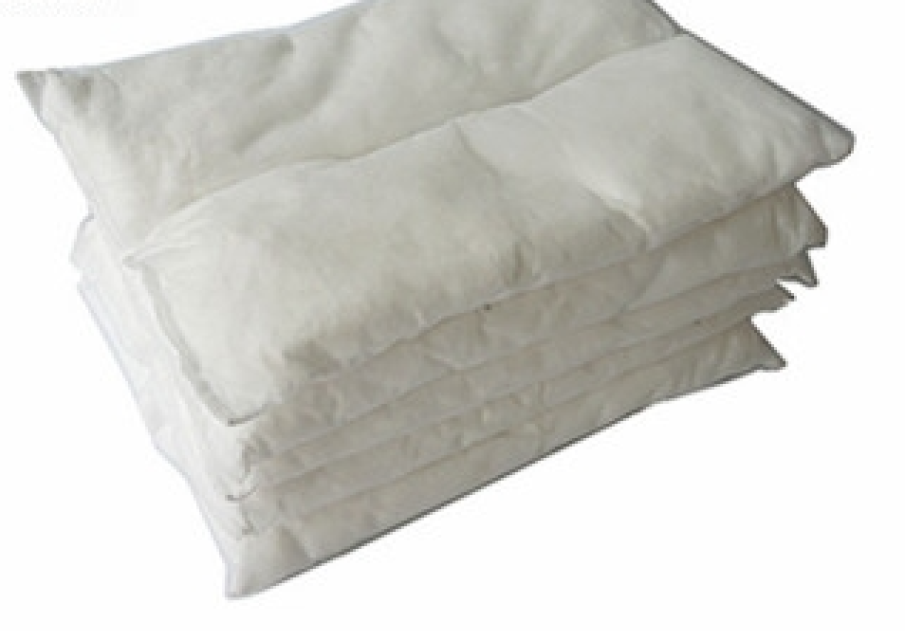 Oil And Fuel Absorbent Pillow for Spill Control