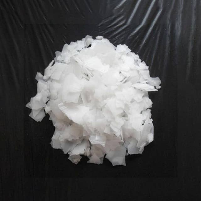 Caustic Soda Flakes/Pearls - 99% Purity for Soap, Paper, and Industrial Uses