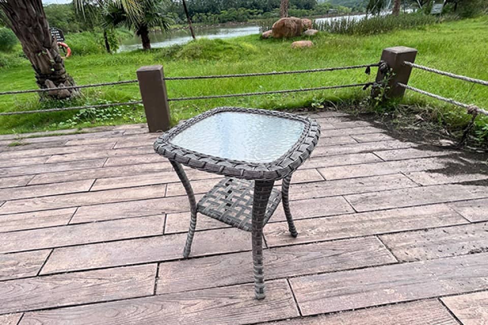 Coffee Table SS0335E-5 – Durable Iron Frame, Rattan & Glass Top