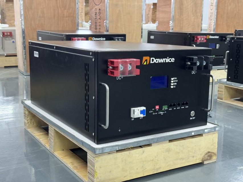 Dawnice Rack Mounted Solar Energy Storage Systems for Commercial & Industrial Use