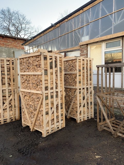 KD Beech\Hornbeam Cleaved Firewood, 250 m³ Monthly Supply