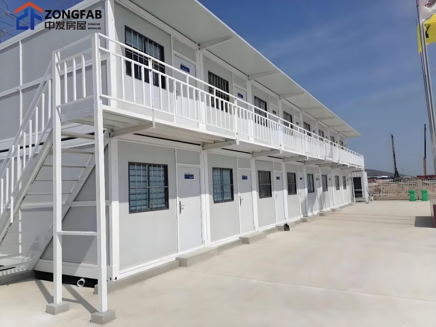 Low Cost Customized Prefabricated Container Homes for Camp – Fast Installation, Eco-Friendly