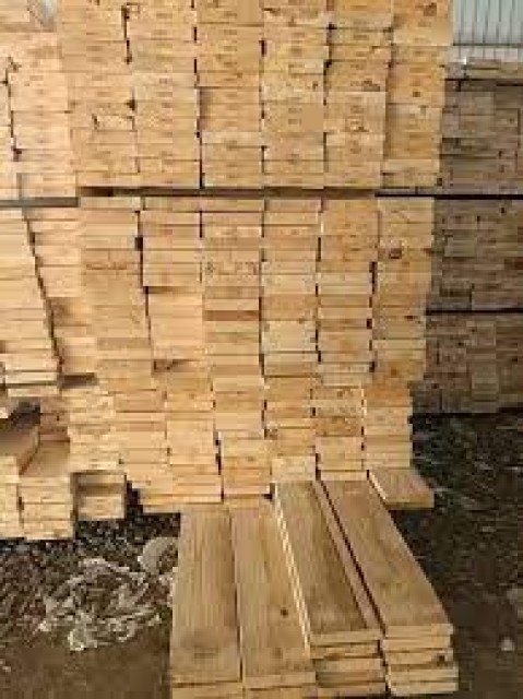 Fresh Sawn Oak Strips Wholesale Supplier - Oak Timber for Construction and Furniture