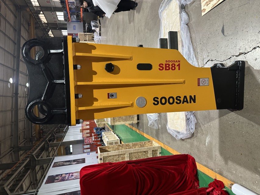 Soosan Hydraulic Breaker SB81 for Excavators 0.8-55 Tons – High-Performance Construction Equipment