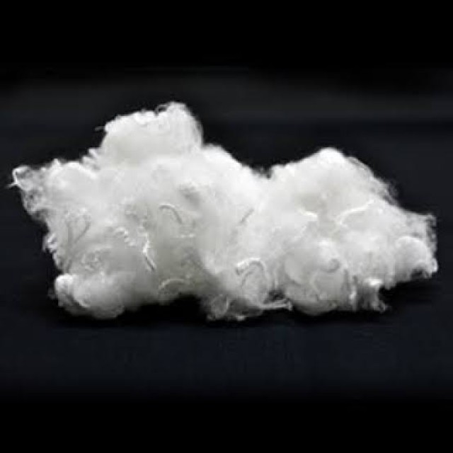 Polyester Staple Fiber 1.4D X 38 mm for Textile Spinning, Wholesaler from Bangladesh