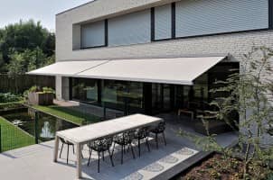 Patio Conservatory Awnings - Retractable Pergolas and Motorised Sunscreens for Outdoor Spaces
