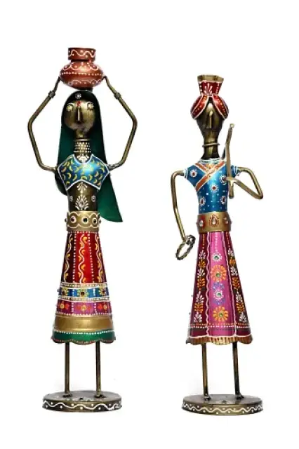 Wrought Iron Handicraft Decor: Intricate Handmade Dolls for Home & Office