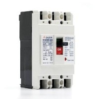 Circuit Breaker for Industrial Wiring - 100 Series with Customizable Current Ratings