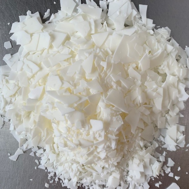 Premium Soy Wax Flakes for Candle Making and More