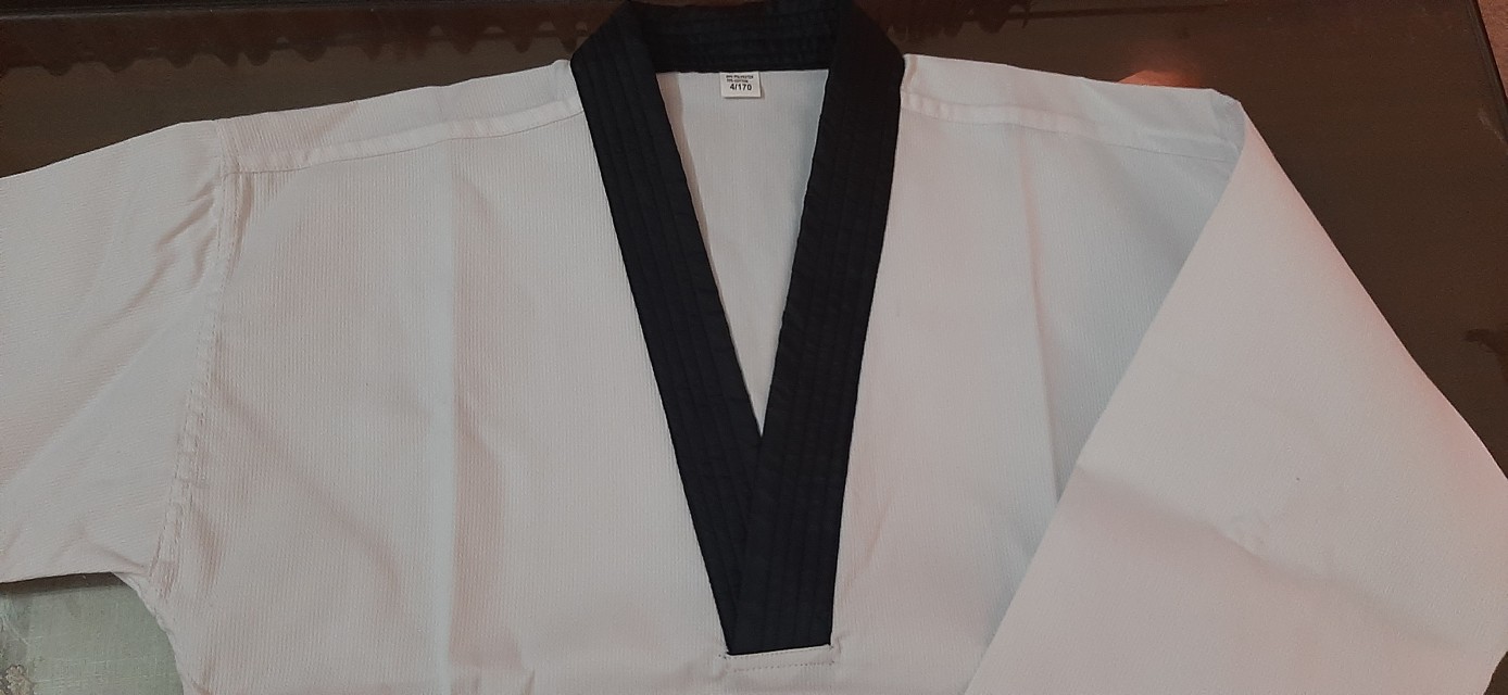 8 OZ Ribbed Taekwondo Uniform with Black V