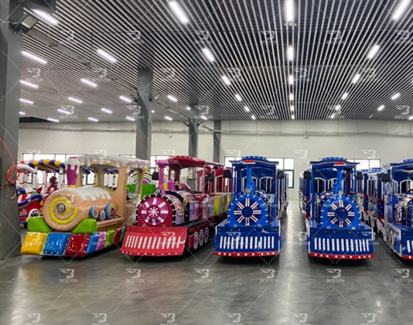 New Design Trackless Trains for Amusement Parks and Funfairs