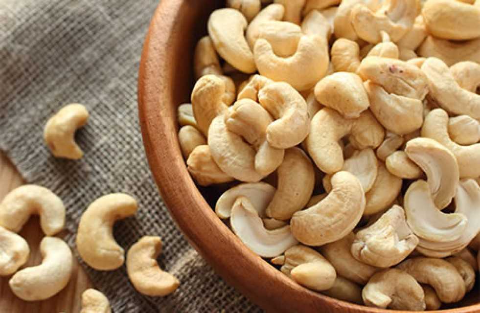 Cashew nuts High quality Cheap price Raw Cashew nuts