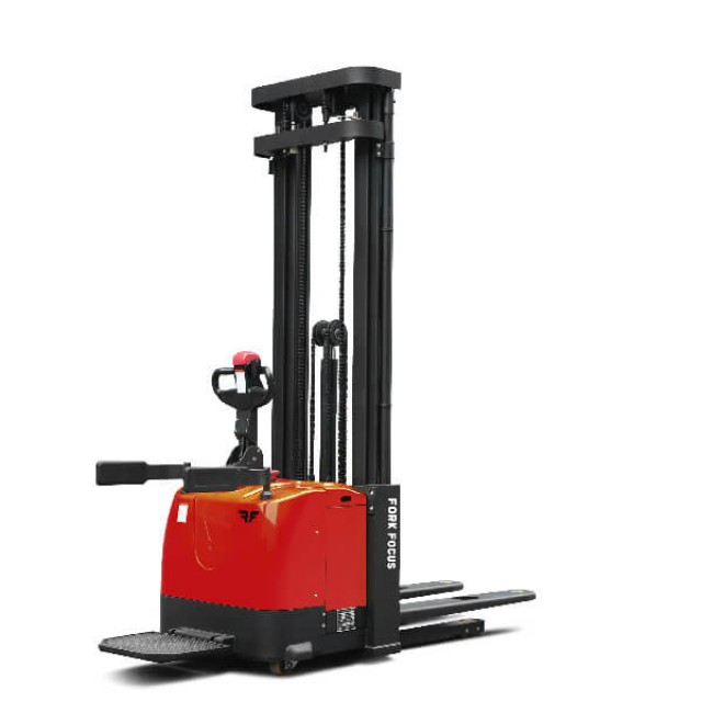FORK FOCUS Electric Stacker - Efficient Warehouse Solutions for MHE Industry